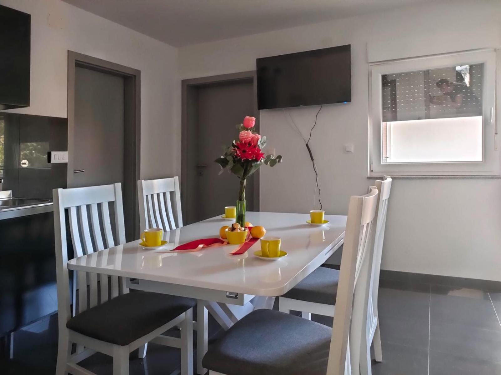 Rafael Apartments เมดูลิน ภายนอก รูปภาพ